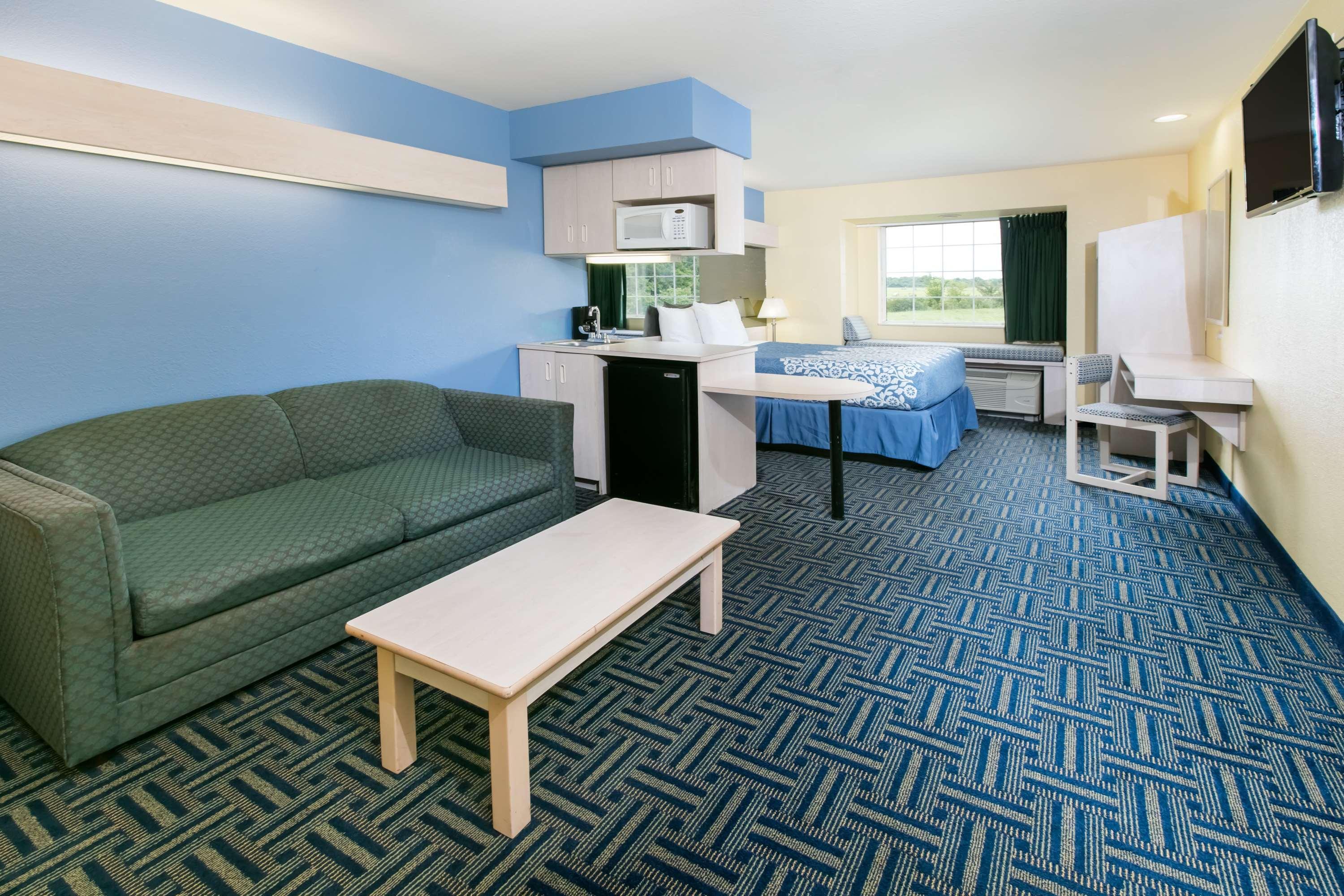 Days Inn Pryor Creek Bagian luar foto